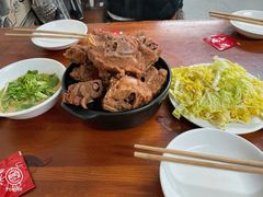 -宝瑞门钉肉饼店
