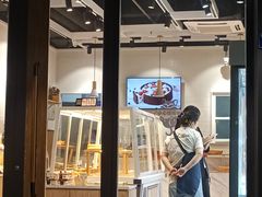 -皇冠幸福里动物奶油生日蛋糕(光谷软件园店)