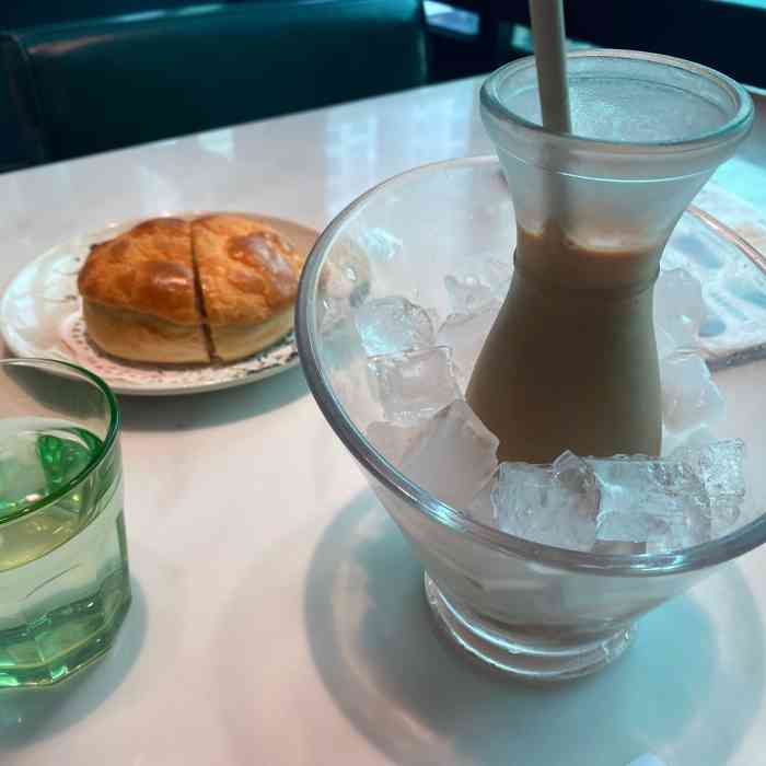 喜喜香港餐厅(京华城店)-"这家店位于京华城,中午约朋友过来吃饭谈事.