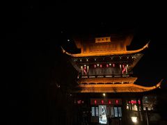 -鲁镇