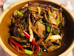 腊肉炒烟笋-乾园(天河城店)