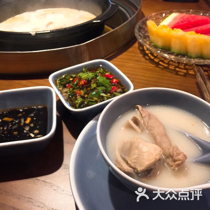 捞神汤物料理(远洋乐堤港店)图片 - 第3张