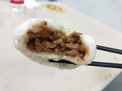 奥尔良鸡腿包-老陶包子铺(南大西南村店)