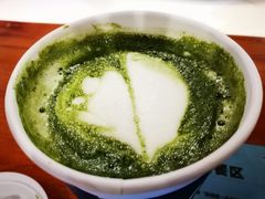抹茶拿铁-瑞幸咖啡(深圳来福士广场店)