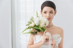 -挪娅婚纱摄影皇家会所