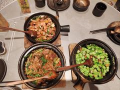 -不二啫·广府啫啫煲(江燕路万科里店)