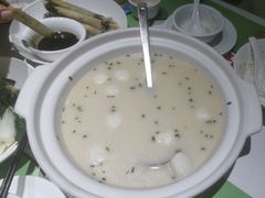 -鑫小城故事·藕汤·家常菜(台北一路总店)