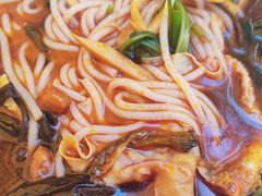 -粉家柳州螺蛳粉(杨宅路店)