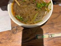 -万记麻辣烫国展总店