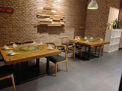 -苹果树下艺术餐厅(宋庄店)