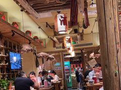 -泥糊破店小酒馆·团建聚餐(南京西路店)