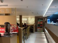 -豪客来牛排(人民东路店)