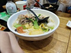 -蒙自源米线大王(宝安尖岗山店)