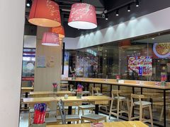 -魔都三兄弟酸辣粉·蘸卤炸串(虹桥万科店)