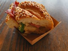 -星巴克臻选(盐城金鹰聚龙湖店)