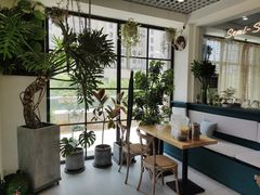 大堂-半分甜(台柳路店)