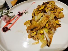 野芫荽美味牛肝菌-云采云南菜(中山北路店)