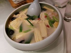 上汤虾仁鲜腐竹-禾珍珠家常小馆(河南博物院店)