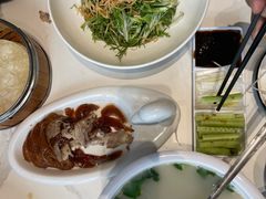 -梅利汴京烤鸭•开封豫菜地标店(东大街店)