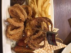 -拉亚汉堡经典餐厅(商城路店)