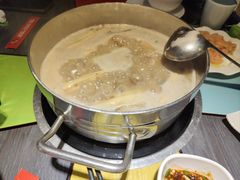 -四季喧黔味豆米火锅(万达广场店)