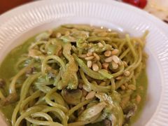 青酱蘑菇鸡肉意面-UPPER KITCHEN(延安路店)
