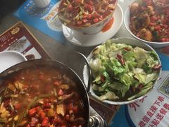 -独一佳老胡湘菜馆(矿山路店)