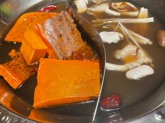 -大龙辣火锅·龙虾·烧烤(湖滨新天地店)