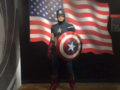 -曼谷杜莎夫人蜡像馆