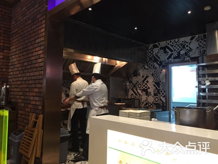 金百万烤鸭店(马甸店)