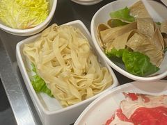 -七欣天香辣蟹火锅(无锡金太湖国际城店)