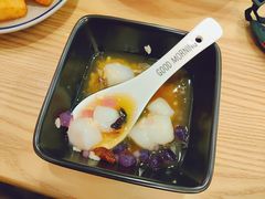 -正南齐北·老街糯米团(洪崖洞店)