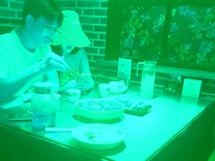 -东口码头·烧鸽子·鱼头泡饼·地方菜(金鹰悦城店)