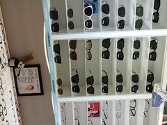 -天空之镜眼镜店蔡司依视路授权店(天通苑店)