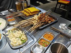 -马路牙子烧烤音乐酒馆(望京店)