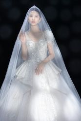 -伊莎贝尔品牌婚纱摄影