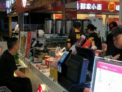 -沪上阿姨·精选茶饮(十一经路店)