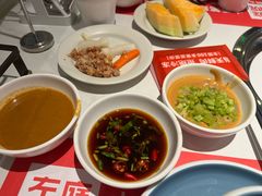 -左庭右院鲜牛肉火锅(金山万达店)