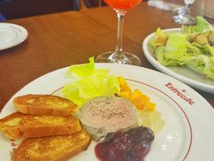 鹅肝酱配鲜芒果蓉及酒醉樱桃-Entrecôte 法国牛扒馆(保利·时光里店)