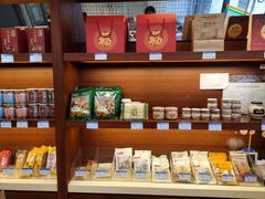 -功德林净素食品专卖店(欧阳路店)