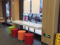 -华莱士·全鸡汉堡(艳粉店)