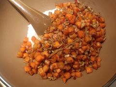 红萝卜炒肉-德天顺盖码饭(人民西路店)