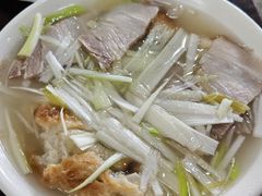 -金卯白肉罩火烧