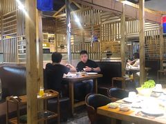 大堂-唯成•韩国炭火烤肉 유성고기