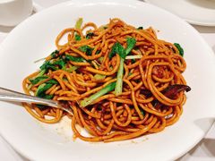 上海粗炒面-新吉士·上海菜(浦东LCM置汇旭辉店)