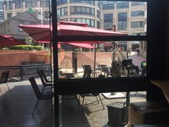 露天位-龙治汉堡(中华城店)