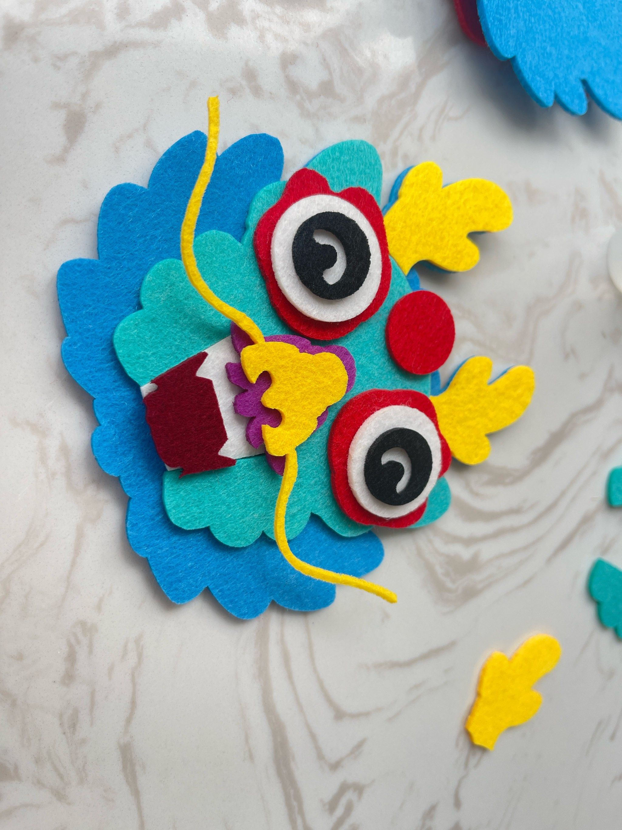 老带新优惠 #广州月子中心怎么选 
龙年制作一个小龙人的拨浪鼓