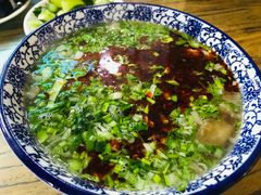 -陇上全荟兰州传统牛肉面(延吉路店)