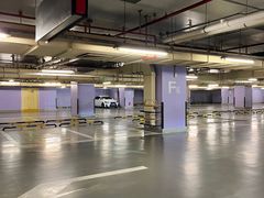 -上海来福士广场-停车场