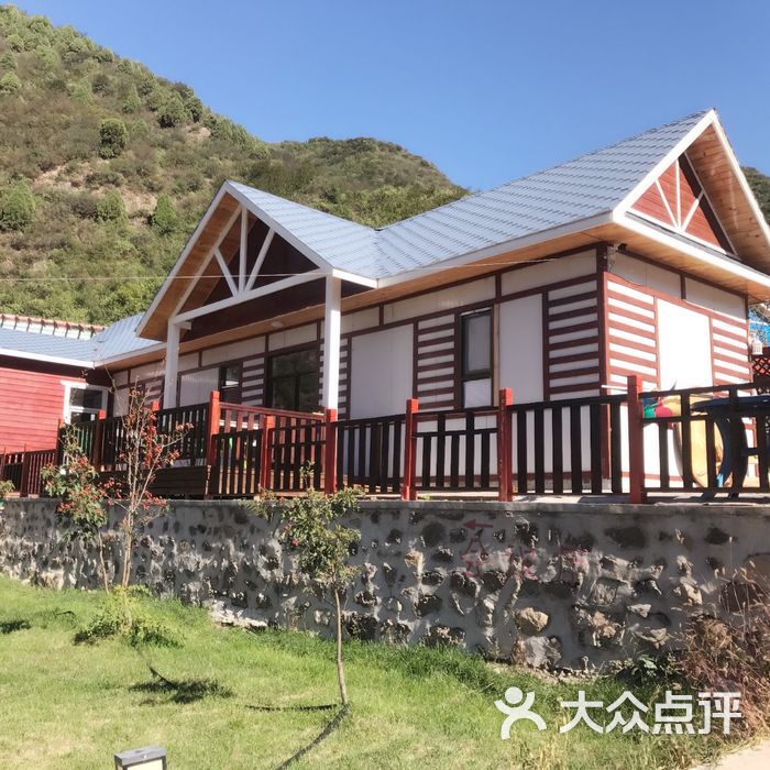 北京密云纳溪部落木屋度假村